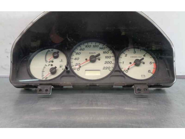Přístrojová deska Mazda Premacy 2002 WVCB87
