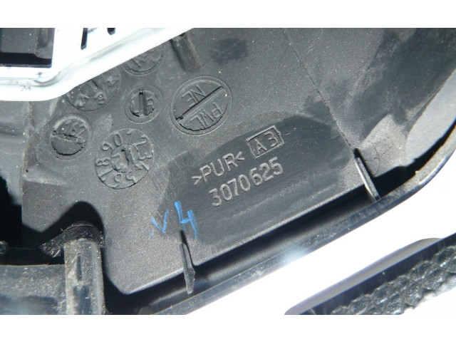 Volant Mercedes-Benz E W212 2012 3070625, 3070625