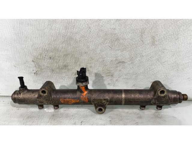 Vstřikovací lišta 0445214041 Chrysler Voyager pro naftový motor 2.8 B