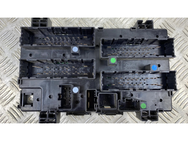 Блок предохранителей P68320921AB Jeep Grand Cherokee