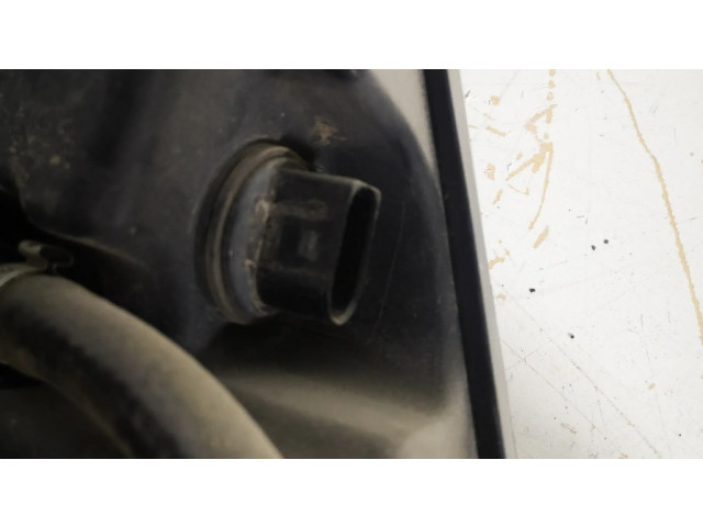 Бачок оконной жидкости