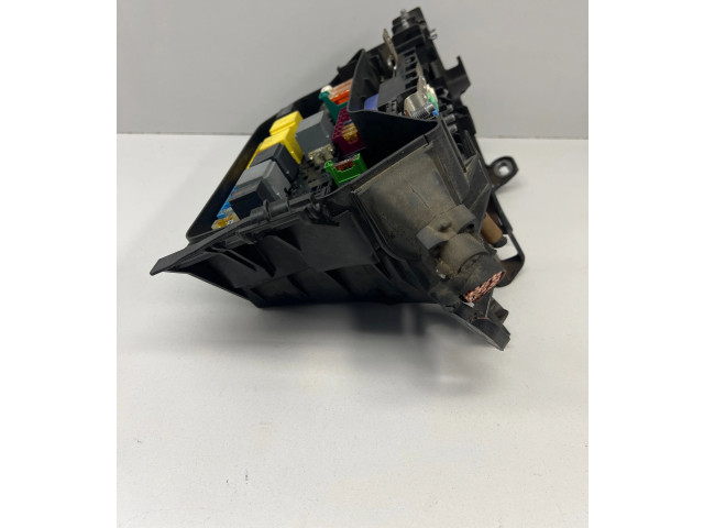 Блок предохранителей     Mercedes-Benz A W176    