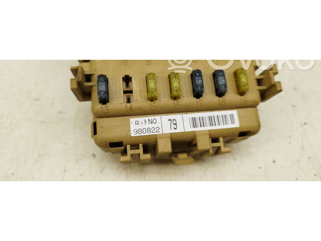 Блок предохранителей JB200400, 980822 Subaru Forester SF