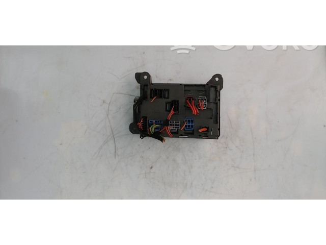 Pojistková skříňka BMW X6 E71 2010