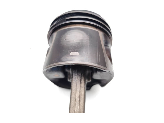  Поршень с шатуном D5244T4 D5244T4  Volvo XC90  