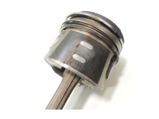 Поршень с шатуном 9HX(DV6ATED4) Citroen C4 I
