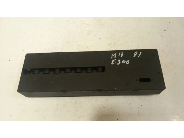 Блок управления A2108000078   Mercedes-Benz E W210