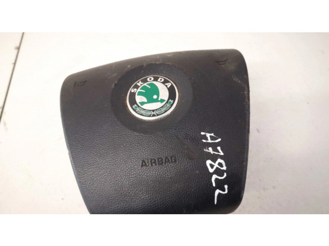 Подушка безопасности водителя 1z0880201ae Skoda Octavia Mk2 (1Z)