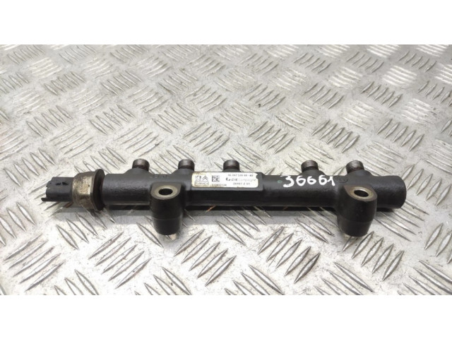 Vstřikovací lišta 9684753080   Peugeot 3008 I  pro naftový motor 1.6  