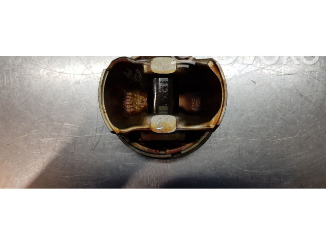 Поршень 06K107065F Volkswagen Golf SportWagen