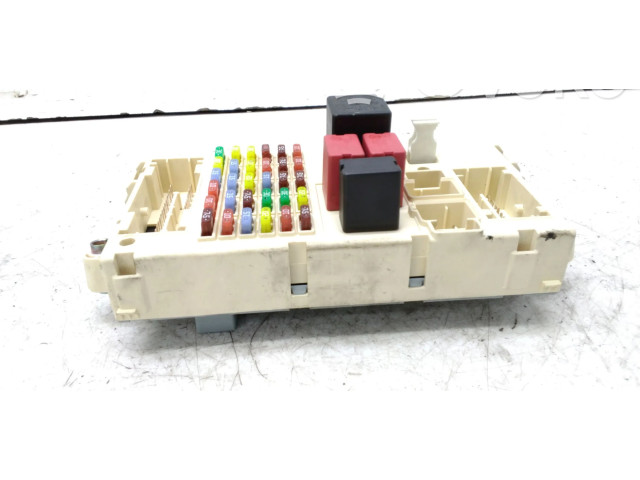 Блок предохранителей 60698377, 46558758   Alfa Romeo GT    