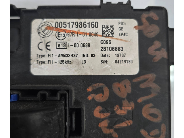 Подушка безопасности водителя 00517986160, 28106883 Fiat Punto (188)