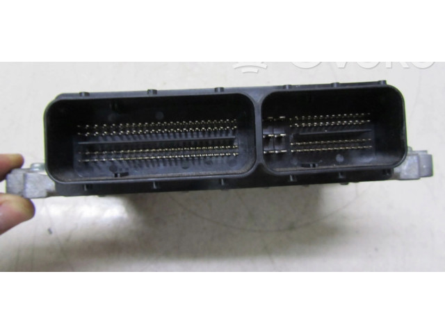 Блок управления двигателя 30788273AA Volvo V70