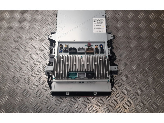 Дисплей 100477715K, B2066 Tesla Model S