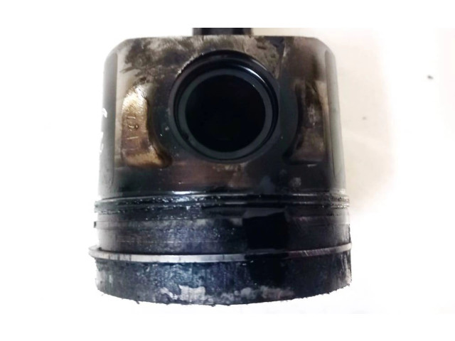 Поршень с шатуном    Volkswagen Golf Plus