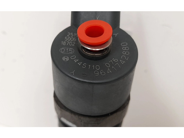 Форсунка 9641742880    Citroen Xsara Picasso  RHY 