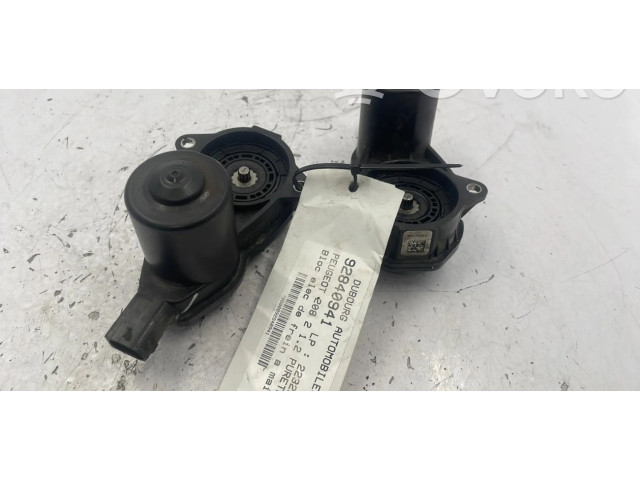 Pojistková skříňka Модуль управления ручным тормозом 98369258ZD Peugeot 208 2023