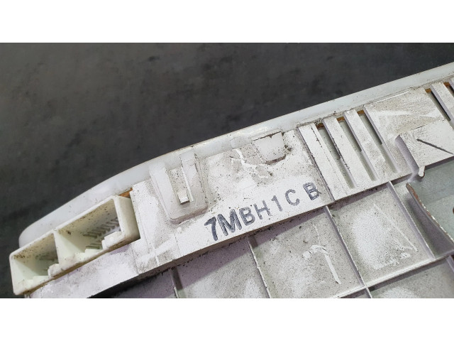 Панель приборов 7MBH1CB   Mazda 323 F       