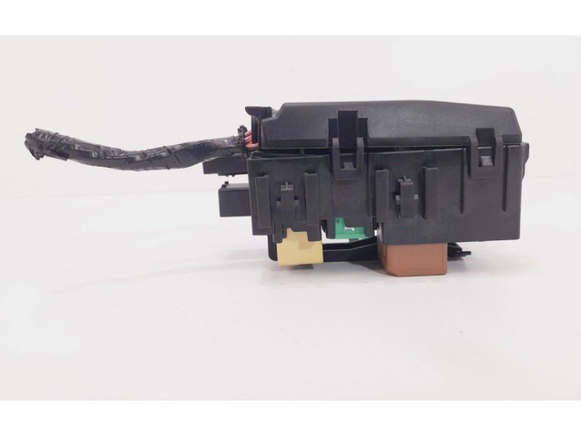 Блок предохранителей  9675730380, 9812661980   Peugeot 2008 II    