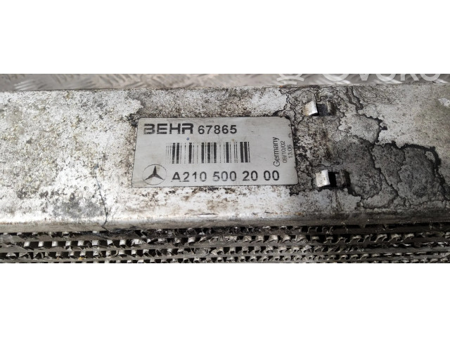 Интеркулер  A2105002000, 67865   Mercedes-Benz E W210 2.2