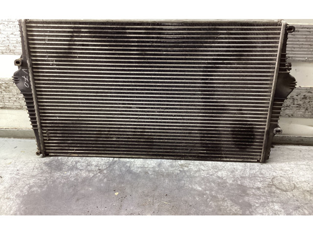 Интеркулер  0261230090, 31355464   Volvo V70 