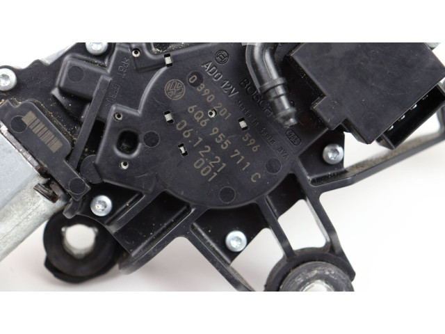 Моторчик заднего дворника 6Q6955711C, 0390201596    Volkswagen Polo IV 9N3