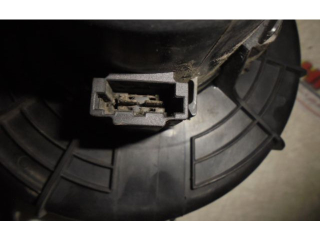 Вентилятор печки Opel Meriva A