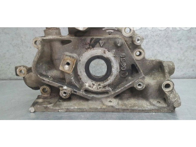 Масляный насос 04667353 Chrysler Voyager