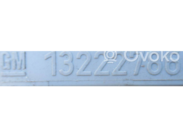 Pojistková skříňka 13222786 Opel Zafira C 2013