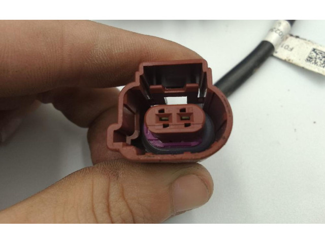 Vstřikovač 05L131113Q Volkswagen Tiguan