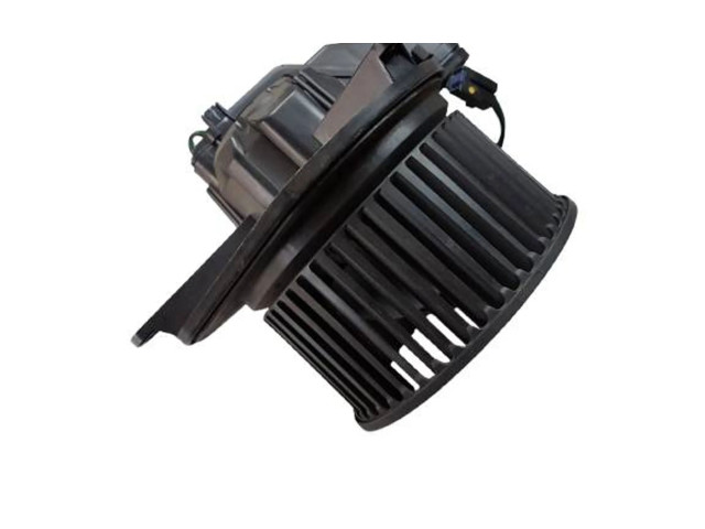 Вентилятор печки 939741S, K05166300AB Jeep Grand Cherokee (WK)