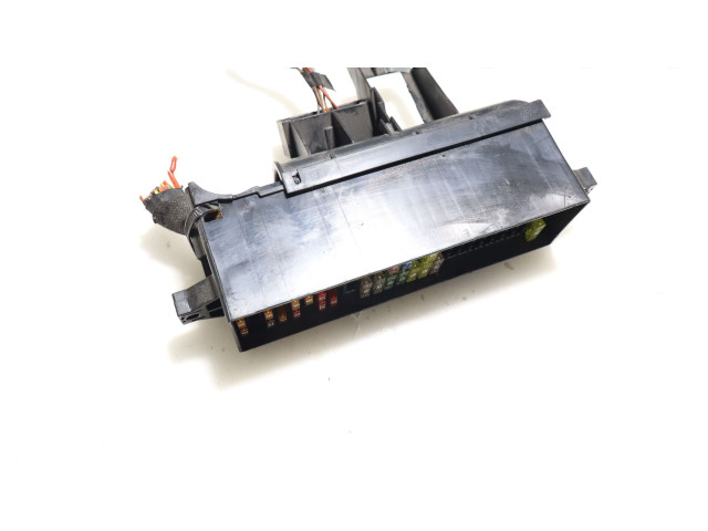 Pojistková skříňka Volkswagen Tiguan 2014