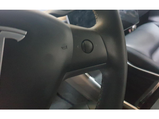 Руль Tesla Model 3 2017 - года COMCOMANDOSVOLANTE