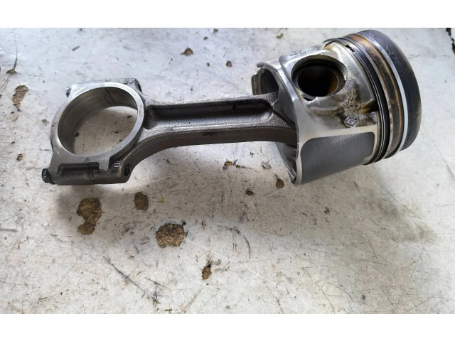  Поршень с шатуном  10587  Renault Trafic II (X83)  