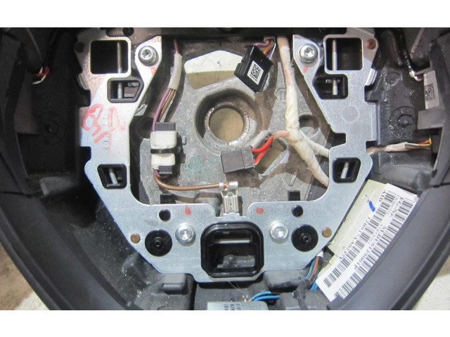 Volant BMW 5 F10 F11 2012 32337842808