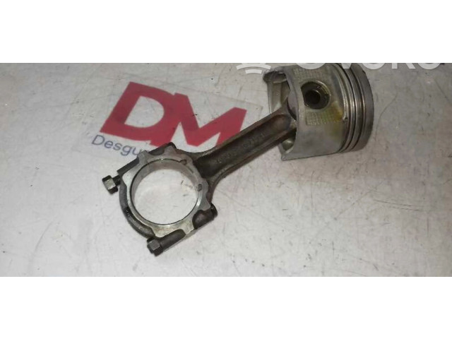 Поршень Nissan Navara