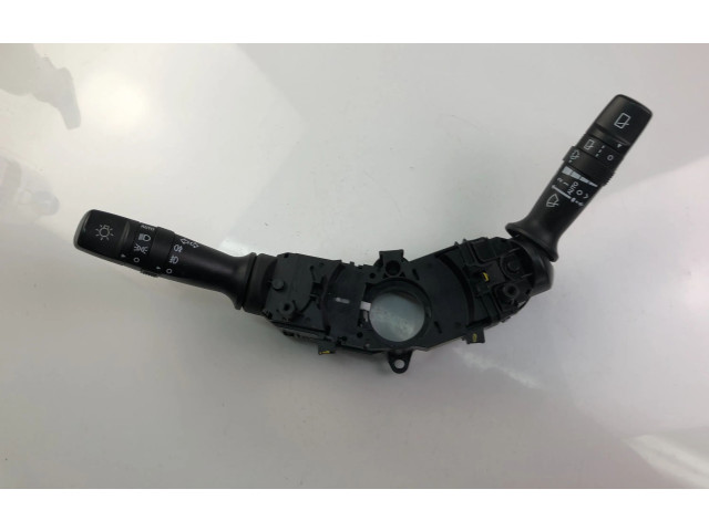 Подрулевой переключатель 202008910   KIA Sorento