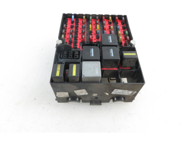 Блок предохранителей  2N1T14401BJ   Ford Fusion    