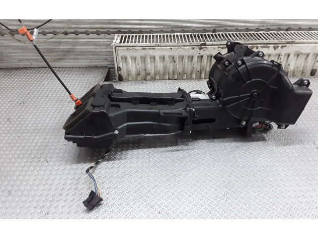 Вентилятор печки    8200434758   Renault Vel Satis