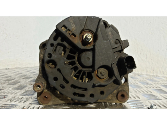 Генератор 038903023K, 0124315001   Audi A4 S4 B5 8D 1.9     