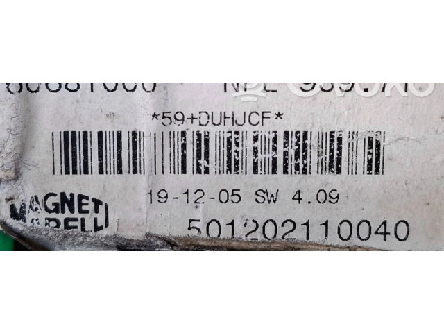   Pojistková skříňka 60681000, 501202110040   GMC Envoy 2002