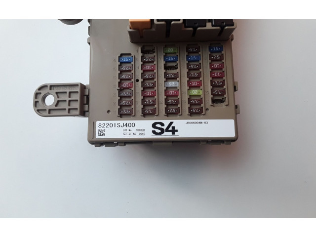 Блок предохранителей 82201SJ400   Subaru Forester SK    