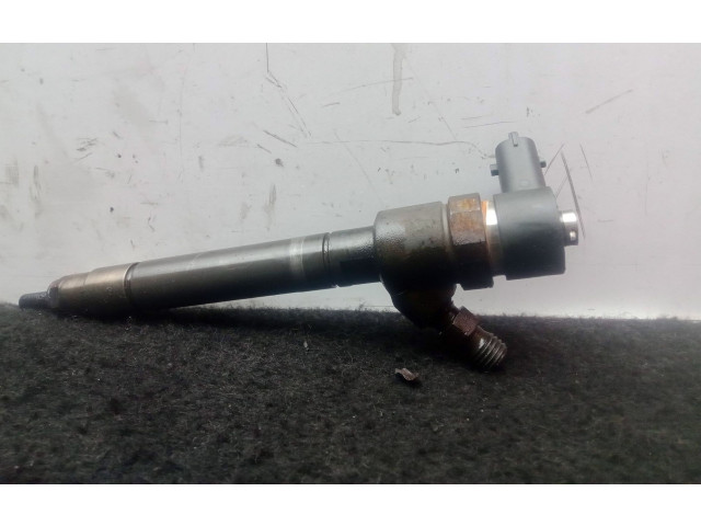 Форсунка BOSCH    Volvo S80  D5244T 