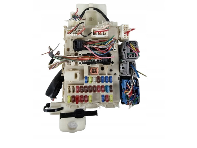 Pojistková skříňka Suzuki Kizashi 2011