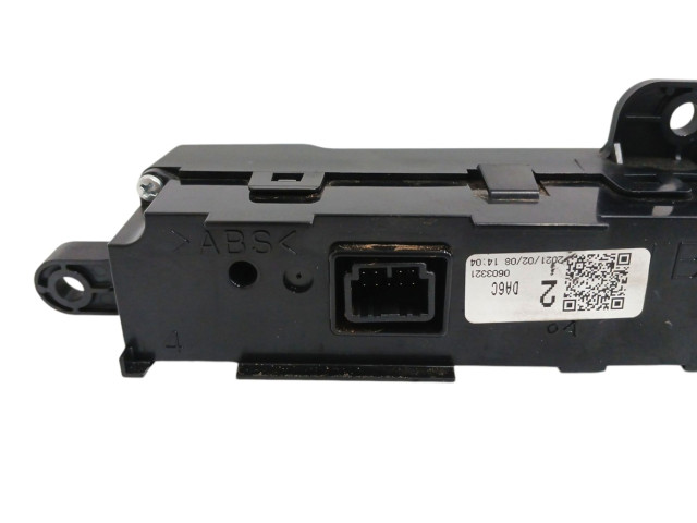 Дисплей    DA6C   Mazda CX-3