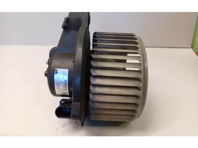 Вентилятор печки    4B1820021   Audi A6 S6 C5 4B