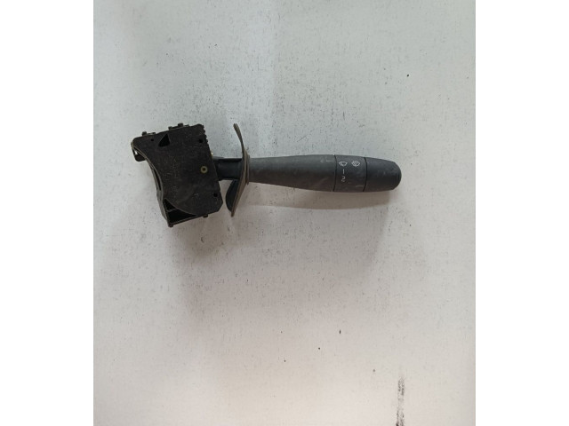 Ручка стеклоочистителей 901057664 Dacia Logan I