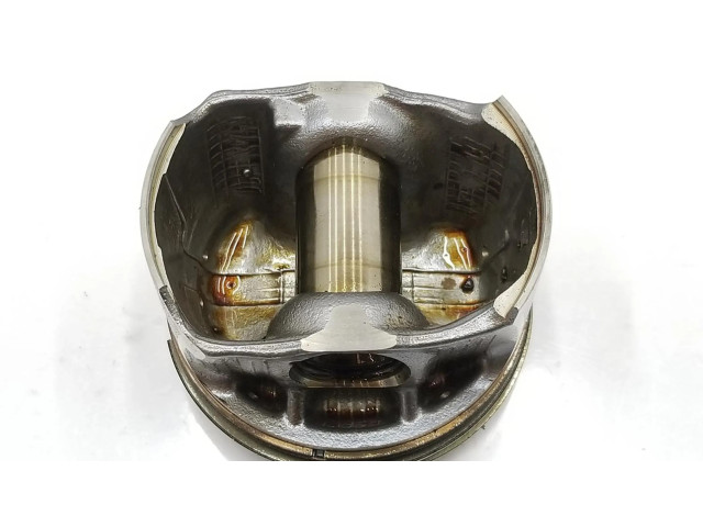 Поршень с шатуном 120106320R Dacia Sandero для бензинового двигателя 0.9