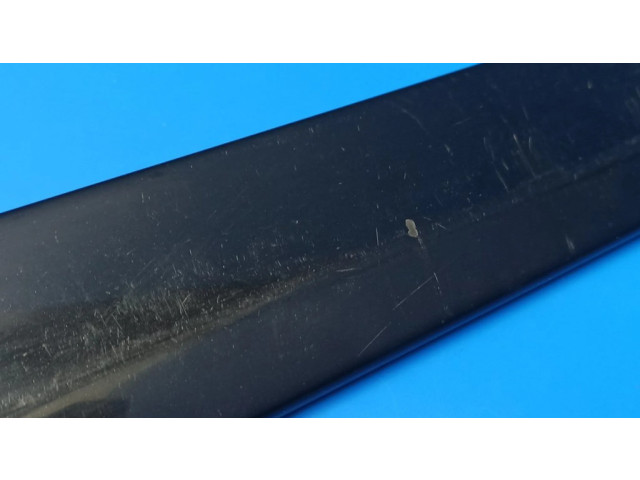 Задняя отделка дверей (молдинги)