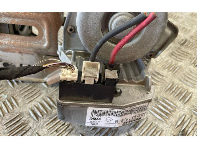 Руль Renault Clio III 2005 - 2012 года 8200937939B